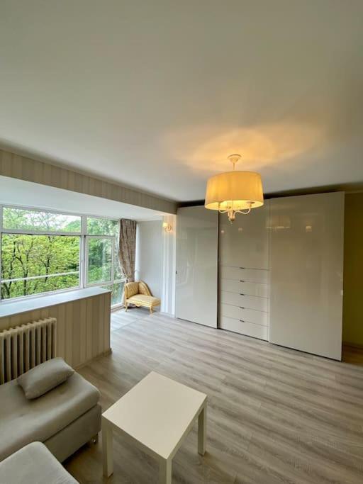 Downtown Studio - Ultra Central With Park View Bukarest Exterior foto